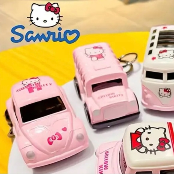 Hello Kitty VW Keychain - Picture 2 of 3